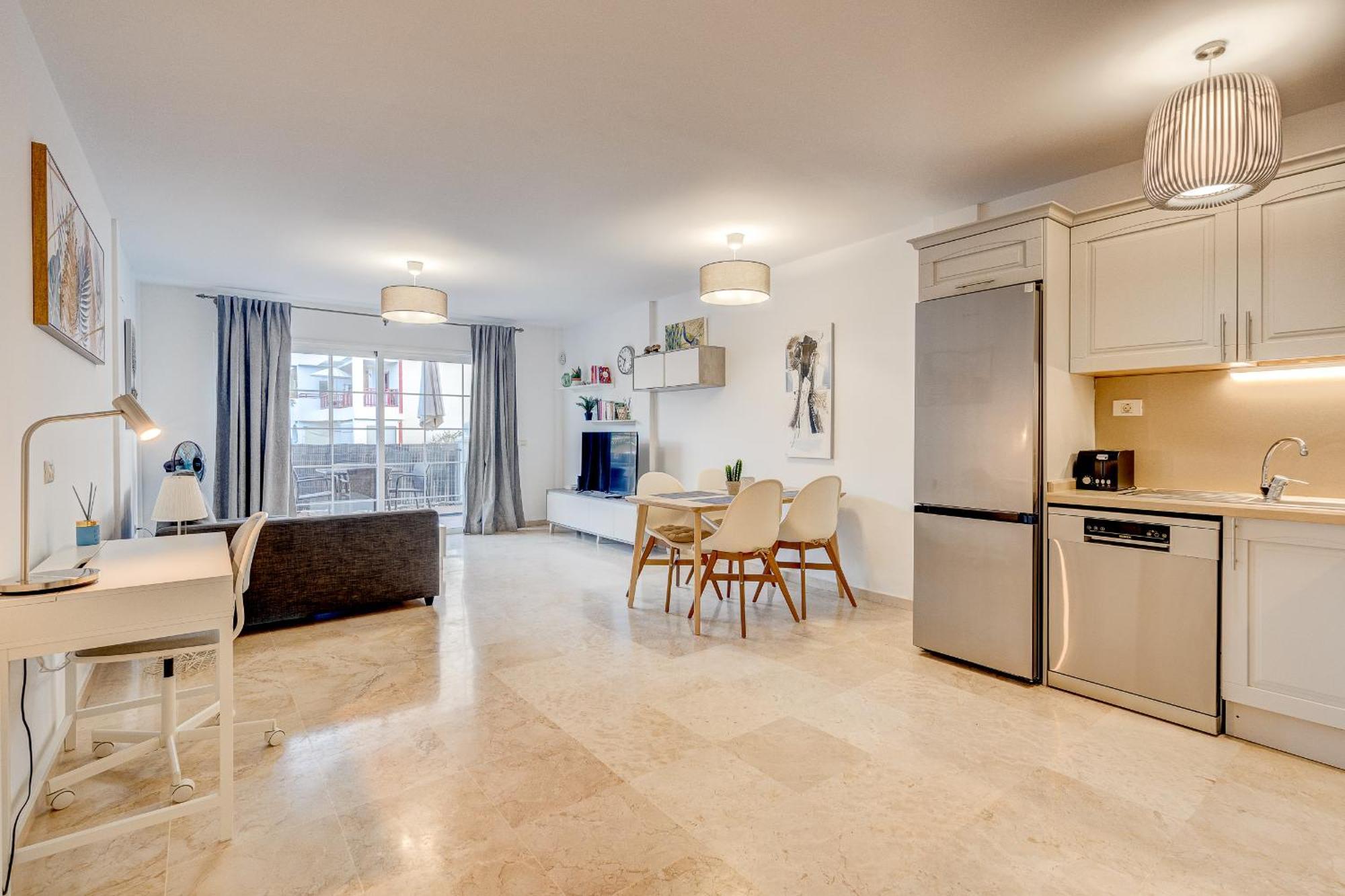 Paraiso Palm Mar Beautiful & Bright Renovated Apartment With Air Conditioning Exterior foto